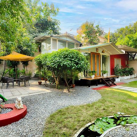 International Travellers' Hostel By Ith Stays Varanasi Luaran gambar