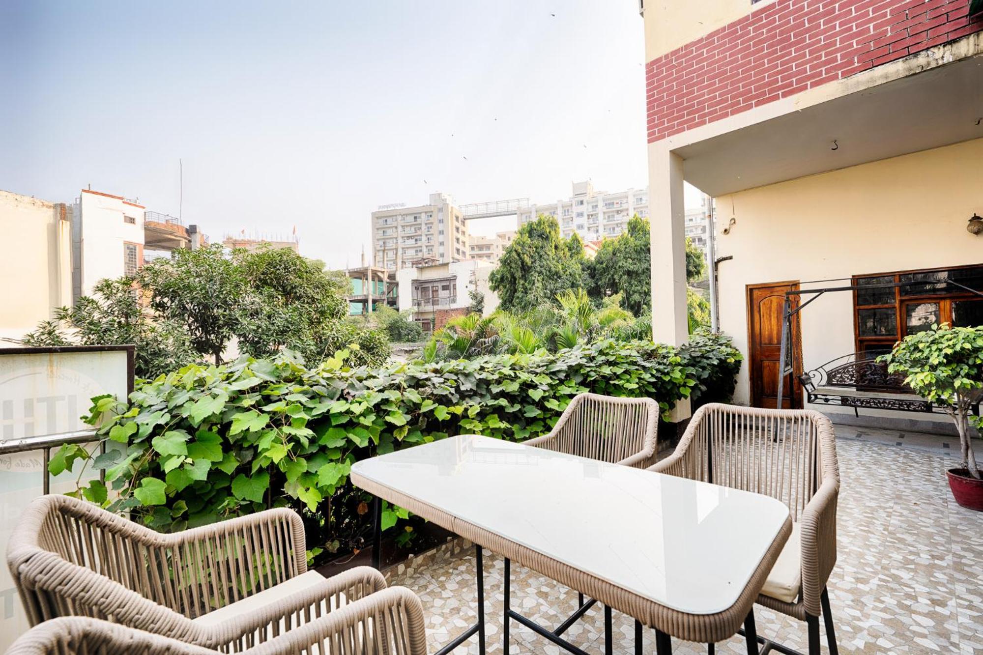 International Travellers' Hostel By Ith Stays Varanasi Luaran gambar