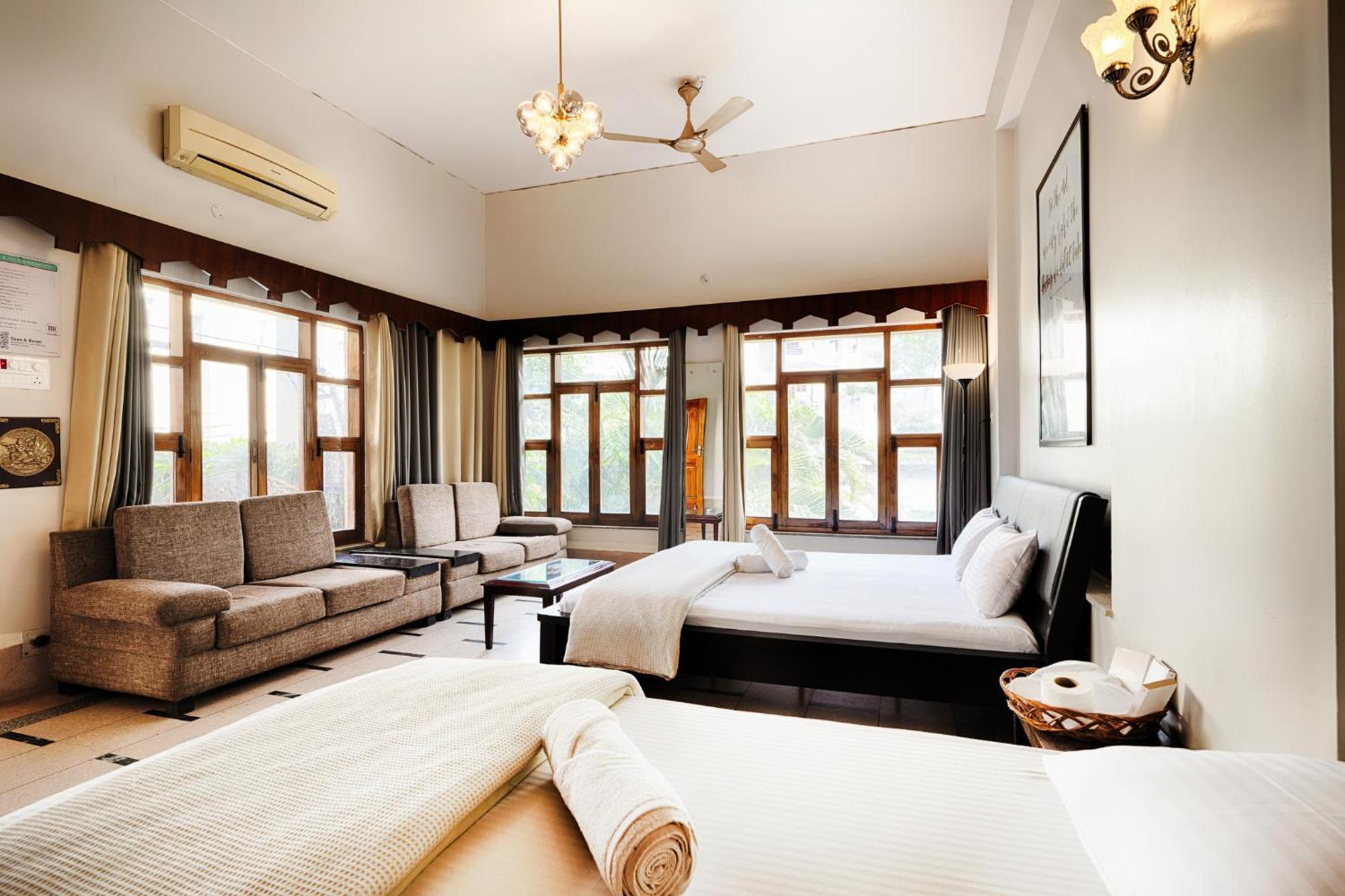 International Travellers' Hostel By Ith Stays Varanasi Luaran gambar