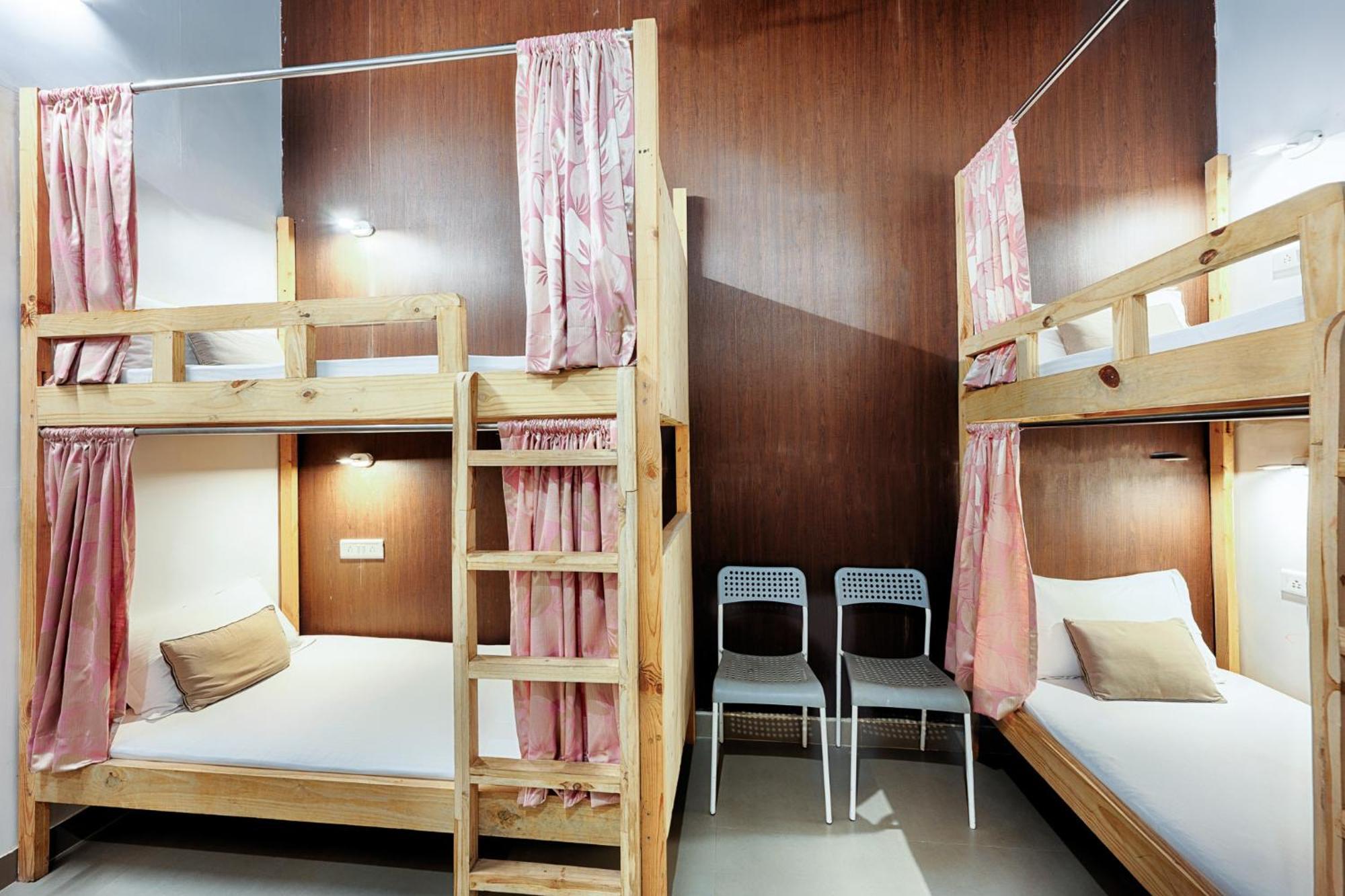 International Travellers' Hostel By Ith Stays Varanasi Bilik gambar