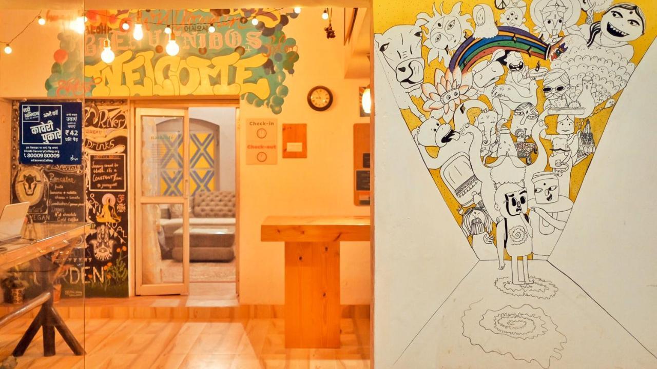 International Travellers' Hostel By Ith Stays Varanasi Luaran gambar